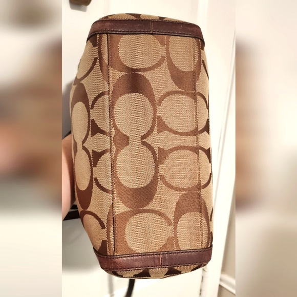 Coach Signature Shoulder Tote Bag Canvas & Leather 15" X 10 1/2" - Picture 6 of 16